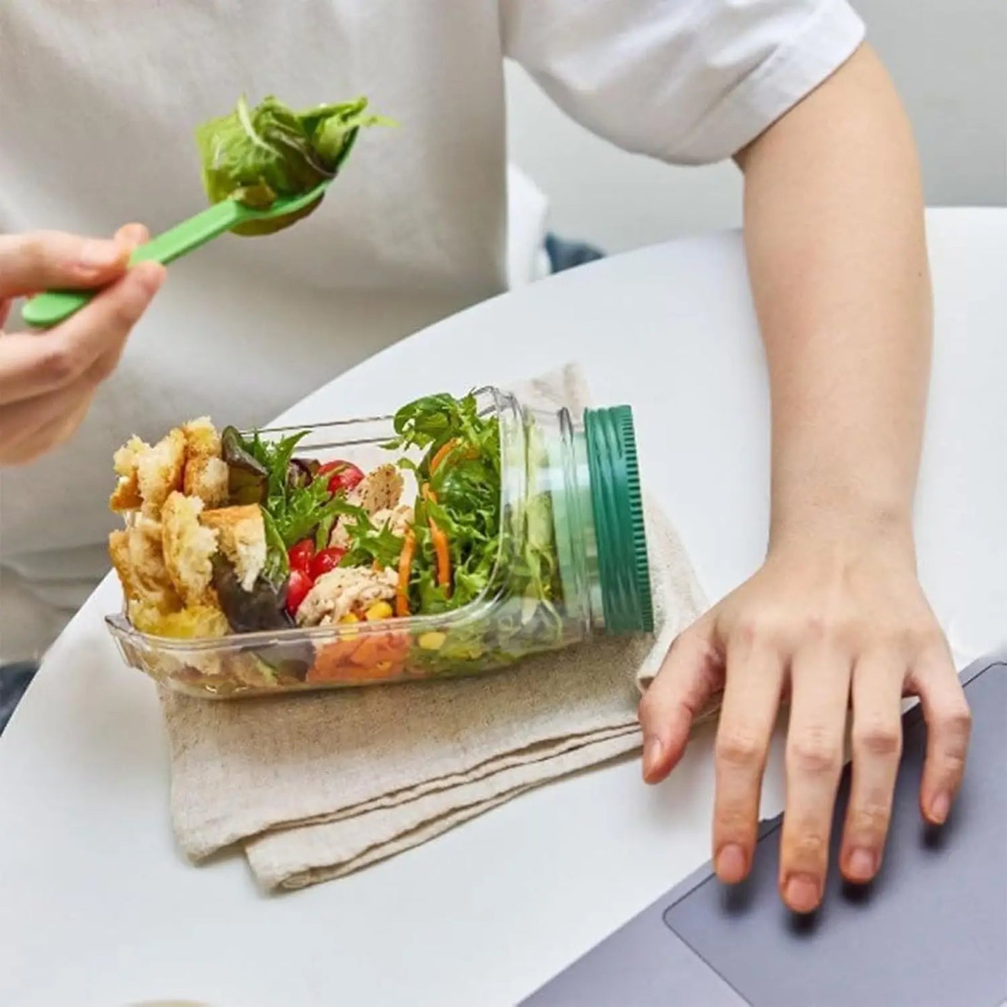 FreshNest Salad Keeper, Fresh salads, anytime, anywhere
